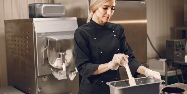 Sorbetière professionnelle : l’outil indispensable des glaciers artisanaux